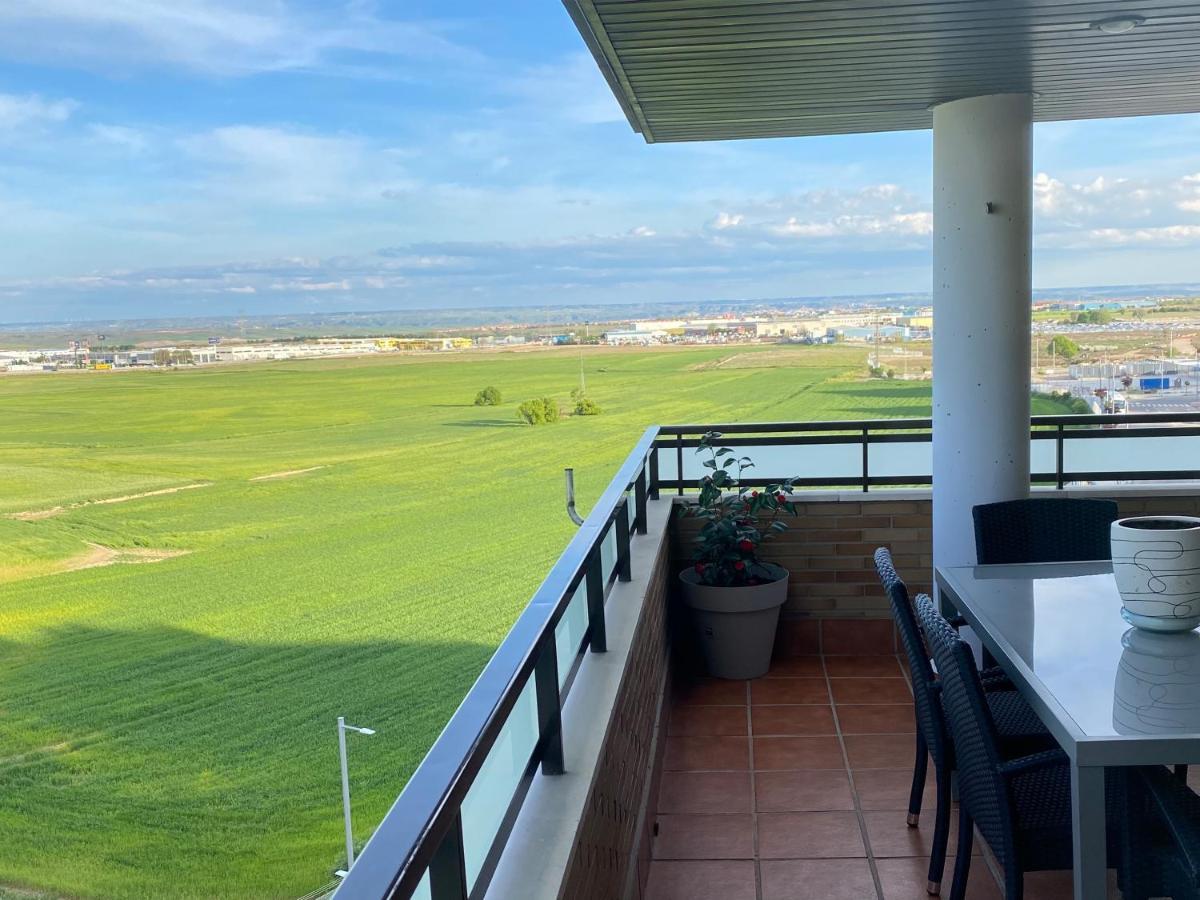Aires De Toledo-Parque Warner Y Madrid En Familia Apartment Exterior foto