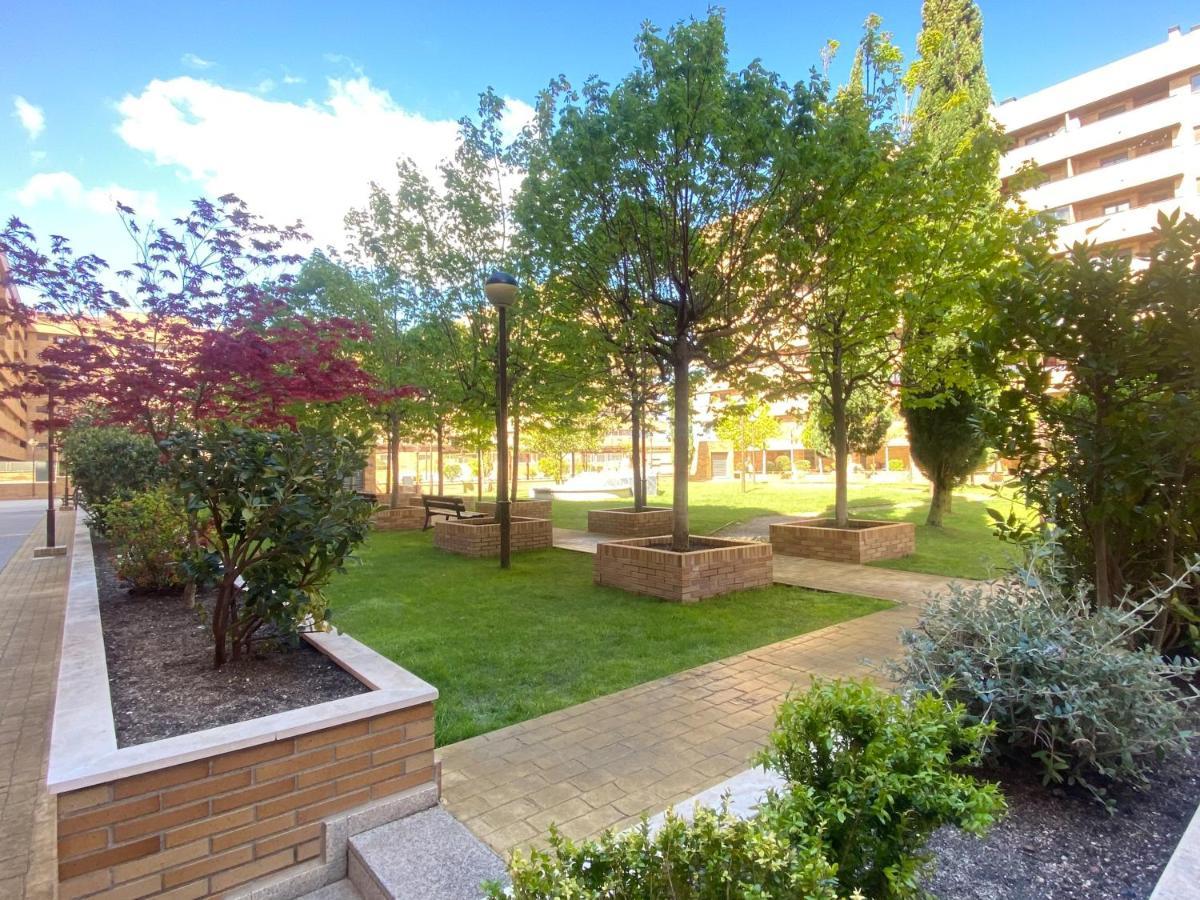Aires De Toledo-Parque Warner Y Madrid En Familia Apartment Exterior foto
