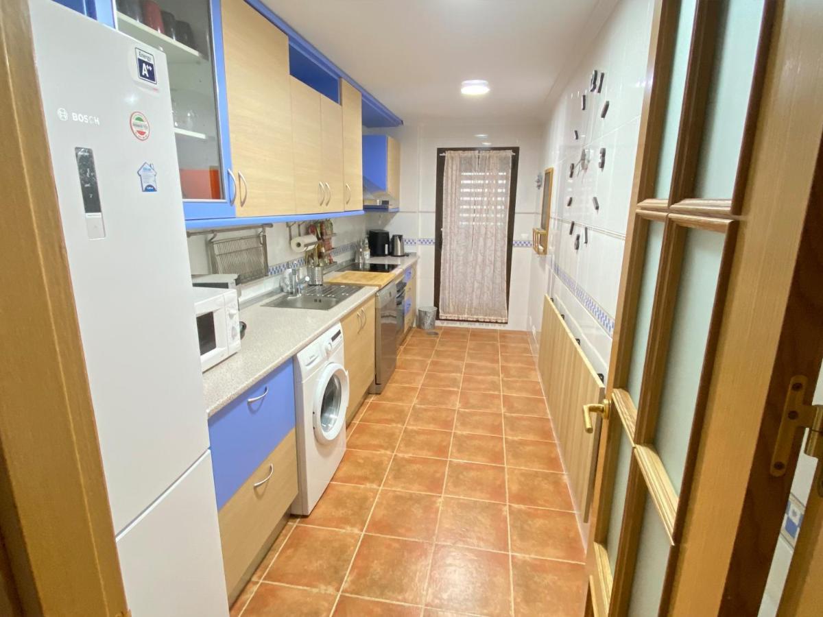 Aires De Toledo-Parque Warner Y Madrid En Familia Apartment Exterior foto