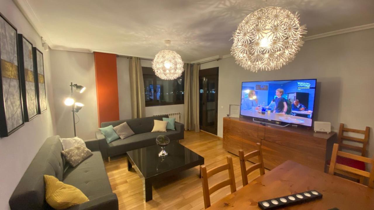 Aires De Toledo-Parque Warner Y Madrid En Familia Apartment Exterior foto