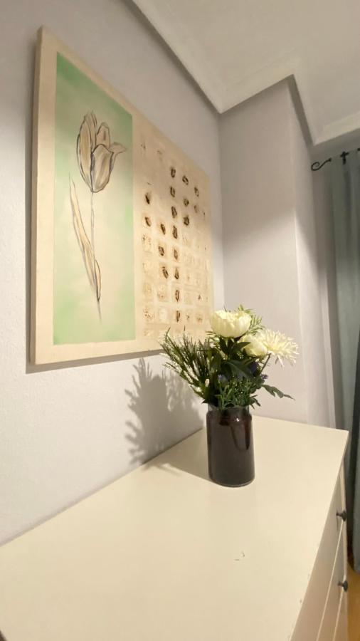 Aires De Toledo-Parque Warner Y Madrid En Familia Apartment Exterior foto