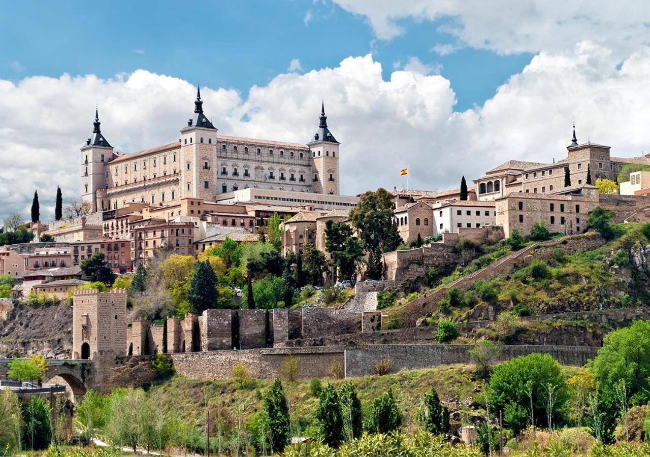 Aires De Toledo-Parque Warner Y Madrid En Familia Apartment Exterior foto